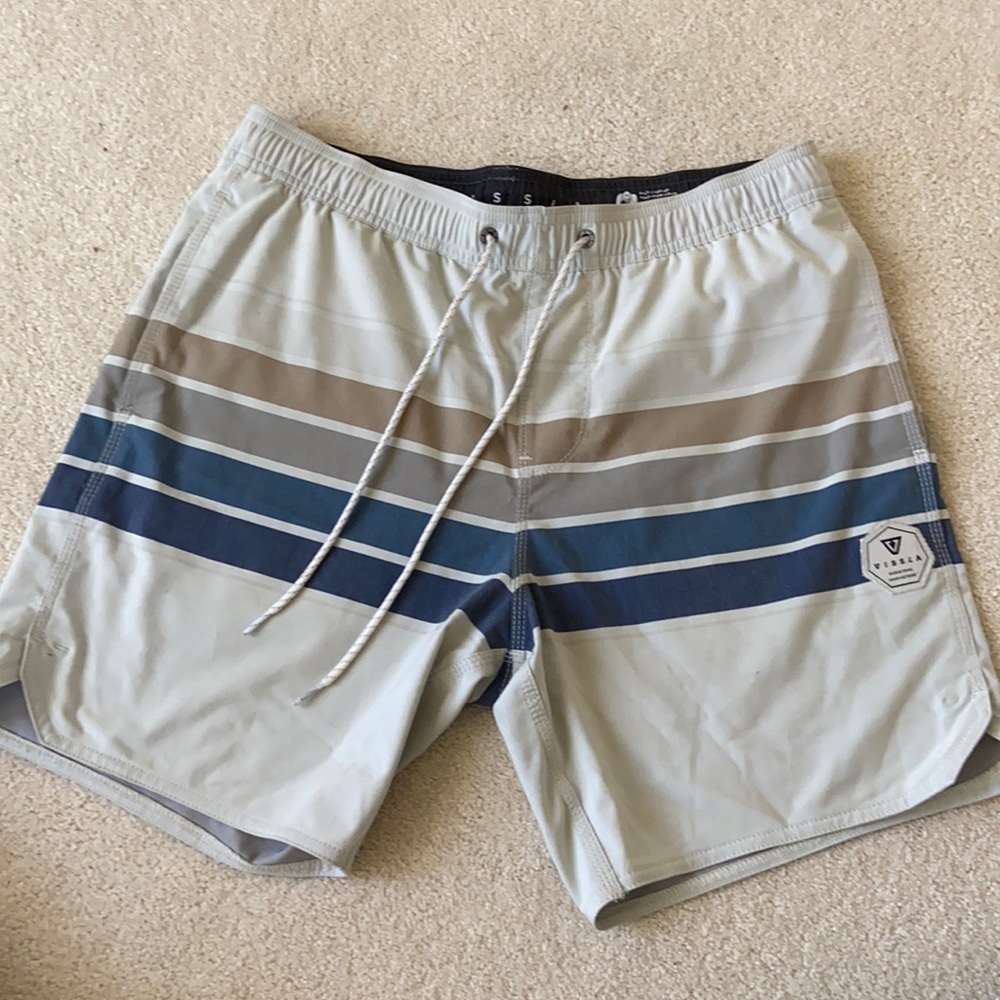 Men’s board shorts!